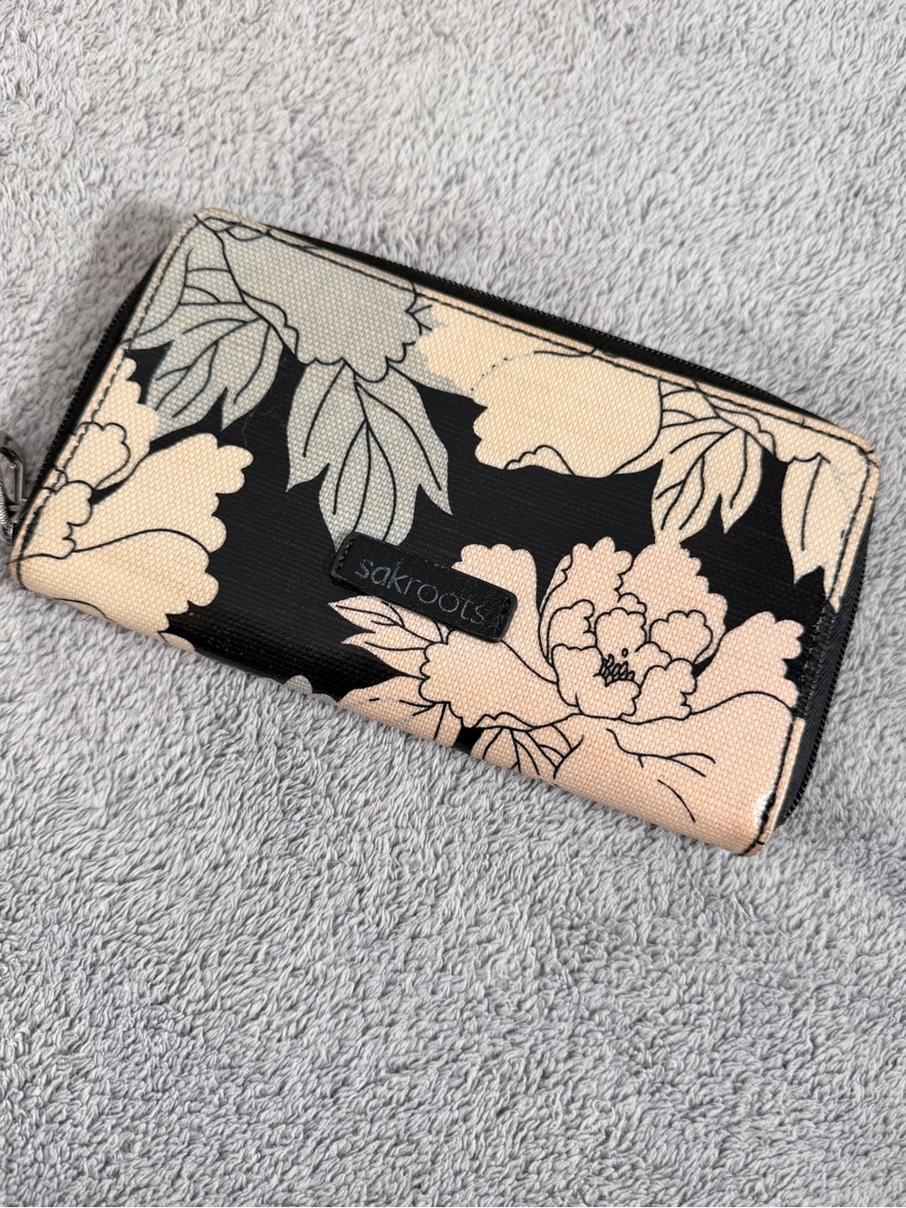 Sakroots Zip Around Wallet Boho Floral Print Black Coated Canvas card holder